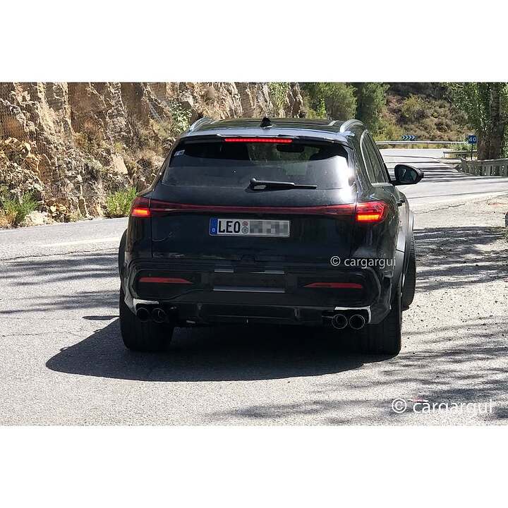 An ICE Macan is coming and Porsche is already testing it disguised as an Audi Q5!📷 @cargargui (2)