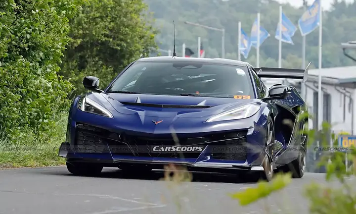 Corvette-C8-Zora-scoop-00001-1536x922