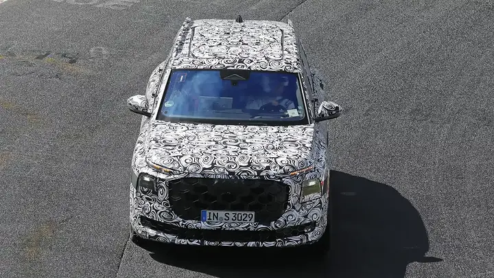 Audi Q9  - newcarscoops -  front end_gmv5mx