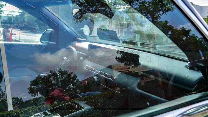 Undisguised Genesis GV90 Spy Photos Show 27-Inch Screen- newcarscoops-1