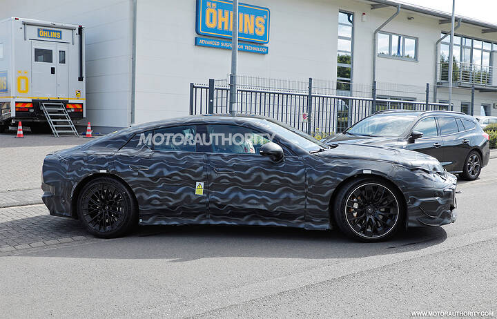 2027-mercedes-benz-amg-gt-4-door-coupe-ev-spy-shots--photo-via-baldauf_100938360_h