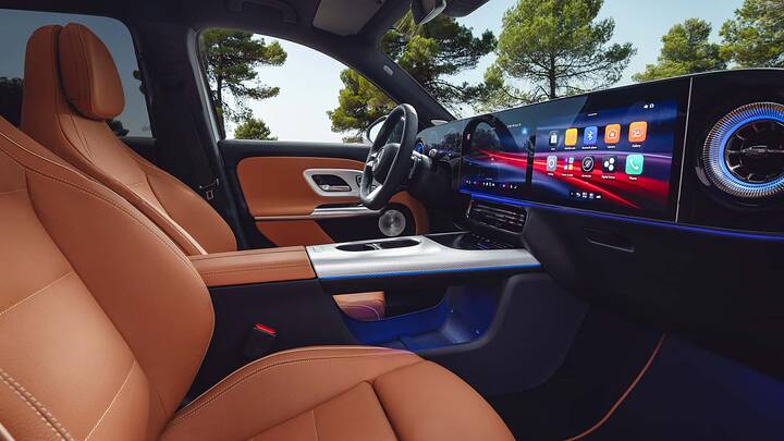 2027-mercedes-glb-interior