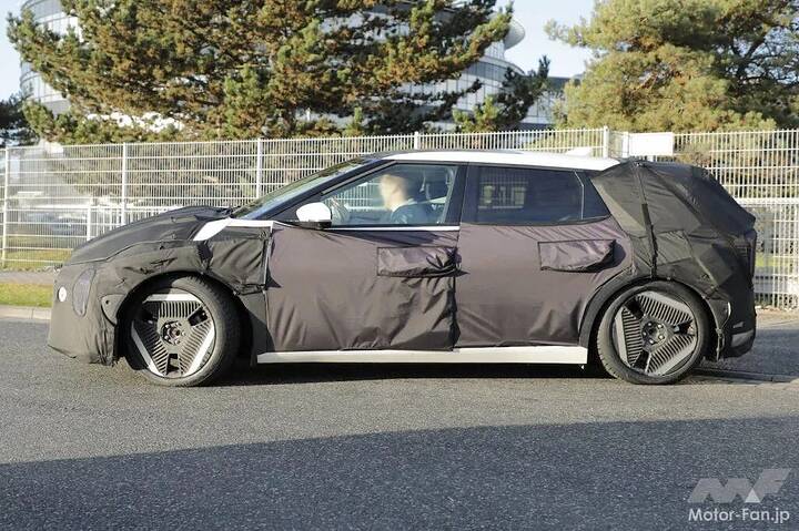 Kia-EV4-Hatchback-005-1024x682