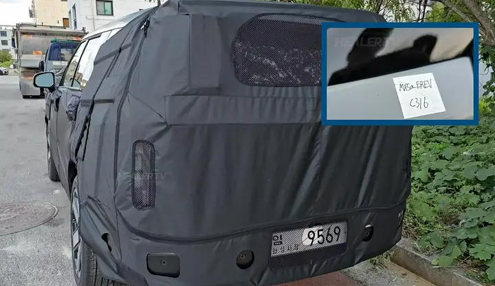 hyundai santa fe erev spied for the first time