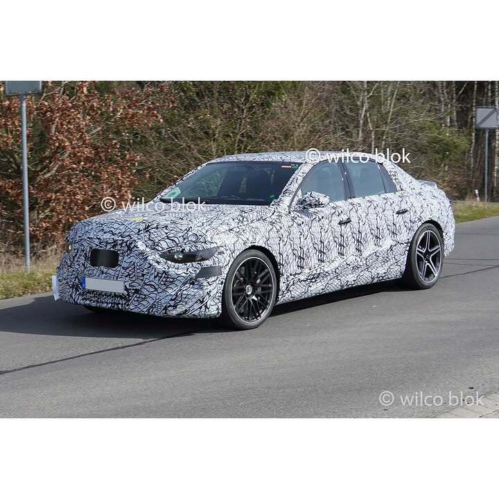 AMG version of the new electric Mercedes E class spotted!#Mercedes #amg #e63 #eklasse #Erlkönig
