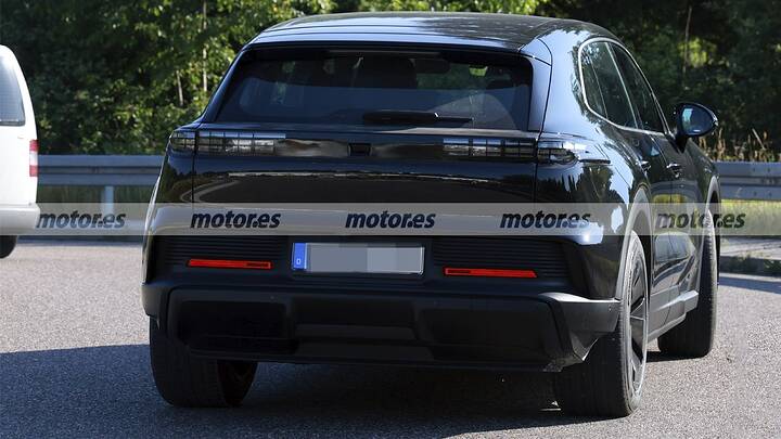 porsche-cayenne-electrico-2025109769-1756286692_12
