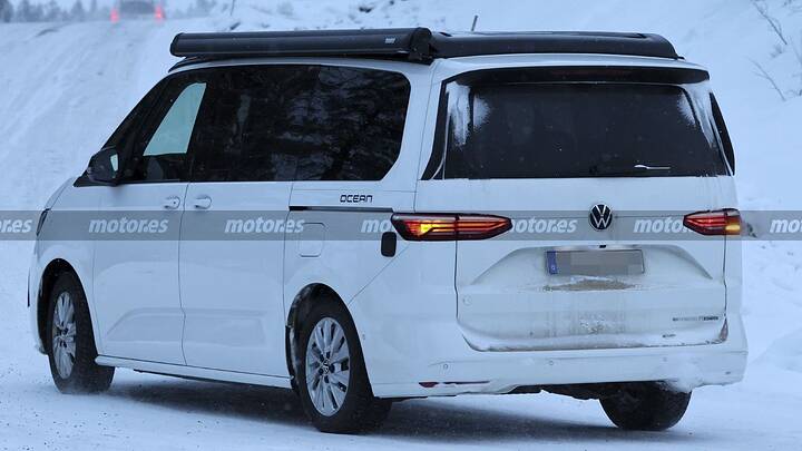 imgi_33_volkswagen-california-ocean-t7-multivan-facelift-fotos-espia-2027-2026112103-1768824136_20