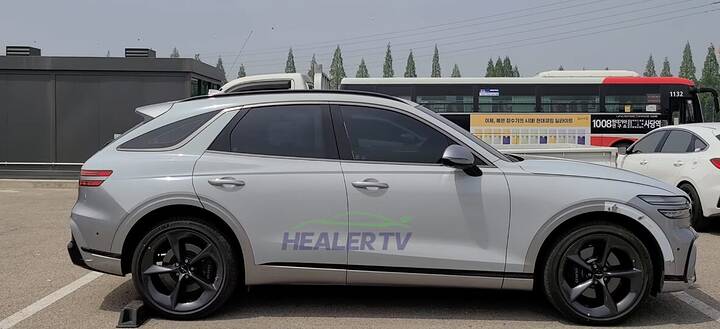 genesis-gv70-sport-facelift-in-the-wild7
