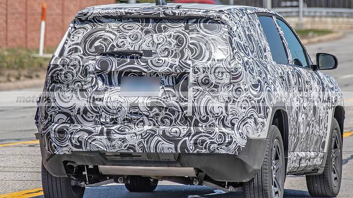 jeep-cherokee-2026-fotos-espia-interior-2025107890-1745588829_13