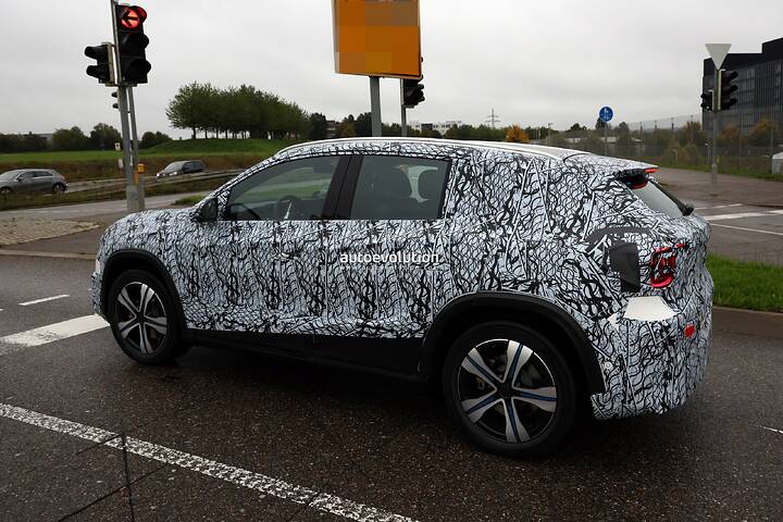 imgi_42_this-is-the-all-new-2027-mercedes-benz-gla-before-youre-supposed-to-see-it_8