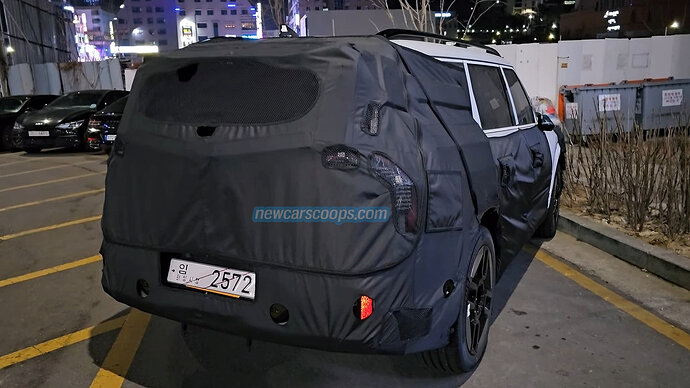 2023_Kia_EV9_newcarscoops.com_07