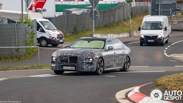 bmw-7-series-g70-2026-cb1c2-c111719072025104523_2