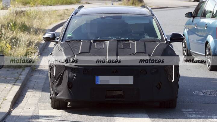 El nuevo familiar de KIA cazado en estas primeras fotos espía tiene algo del Optima… y apunta directo al Passat 1