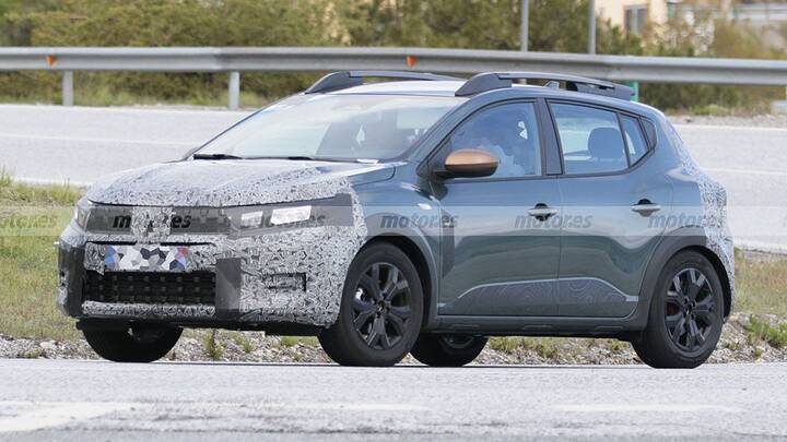 The new 2026 Dacia Sandero loses camouflage in these spy photos that hint at a major update.