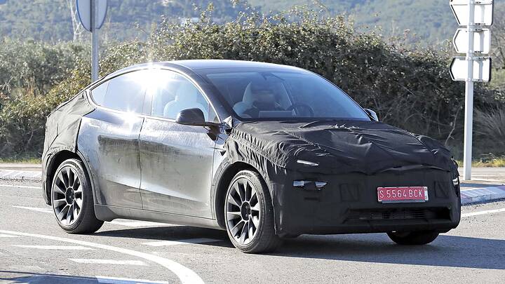 tesla-model-y-juniper-facelift-2025-erlkonig (4)