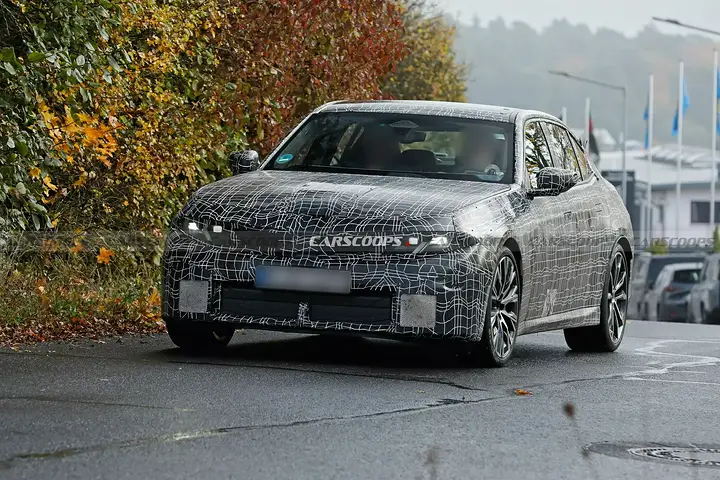 2027-BMW-3-Series-1126-2-2048x1367