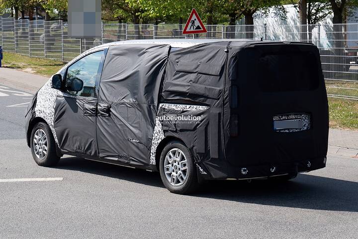 starship-like-hyundai-staria-minivan-is-finally-getting-ev-power_14
