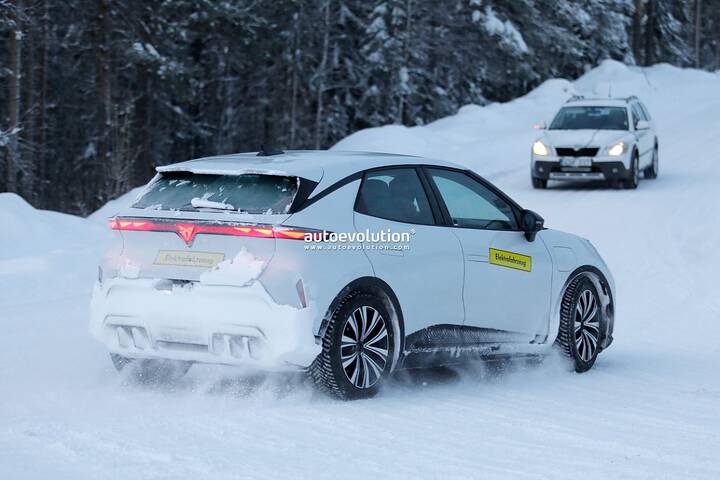 imgi_33_spy-photos-2026-cupra-raval-comes-out-to-play-virtually-uncamouflaged_4