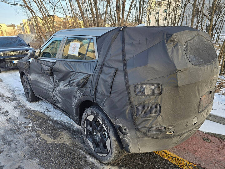 2027 Hyundai Kona (SX3)_newcarscoops_17