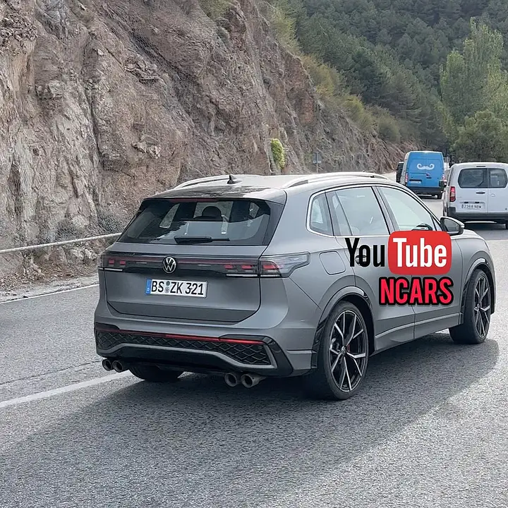 w7z2jm85i6weijcmzuc6a12aplgepp5m