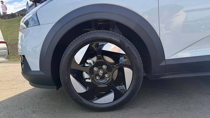 imgi_22_hyundai-i20-ultimate-2027