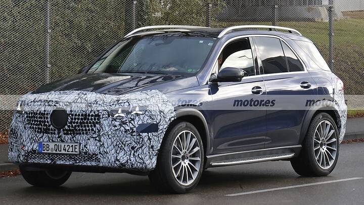 mercedes-gle-restyling-2026-fotos-espia-2024105462-1732635169_5 (1)