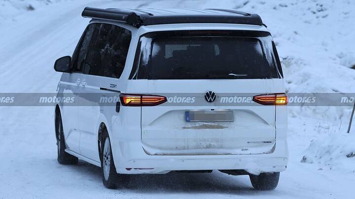 imgi_34_volkswagen-california-ocean-t7-multivan-facelift-fotos-espia-2027-2026112103-1768824137_21