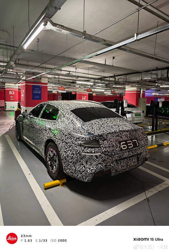 77c1e441gy1i7ynun4dt5j22dc3ige82