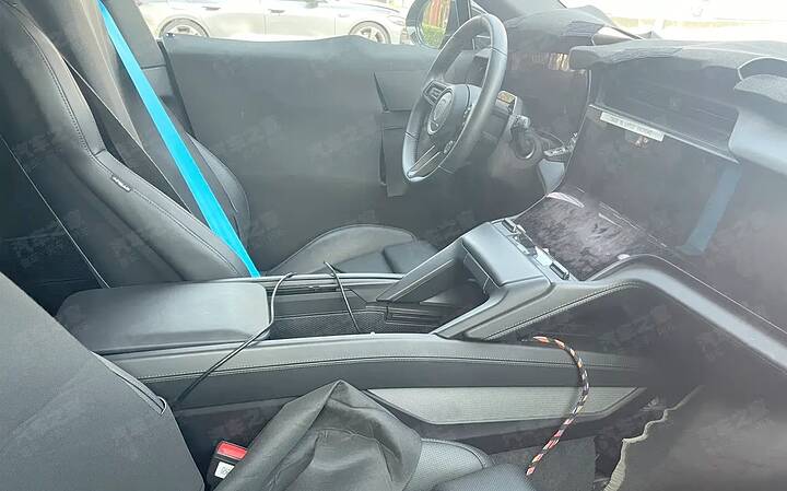 newcarscoops_2027 Porsche Cayenne EV