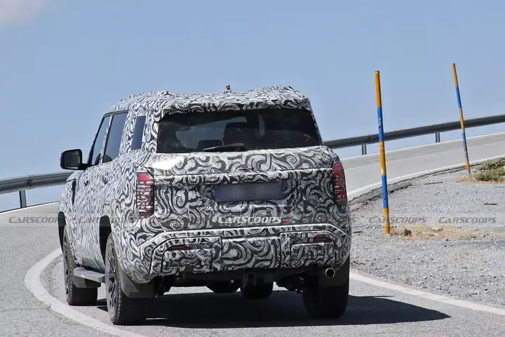 Mitsubishi-Pajero-Scoop-11-1536x1025