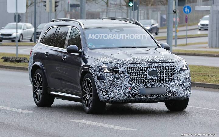 2027-mercedes-benz-maybach-gls-class-facelift-spy-shots--photo-via-baldauf_100954013_l