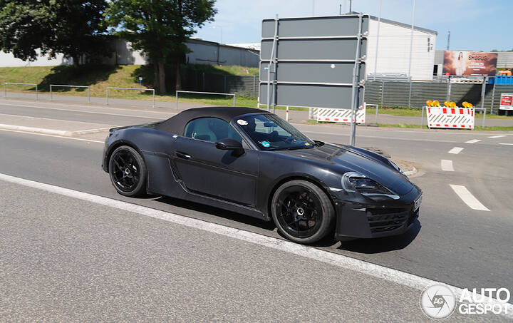 porsche-718-boxster-ev-2025-6e801-c915513062025114128_1