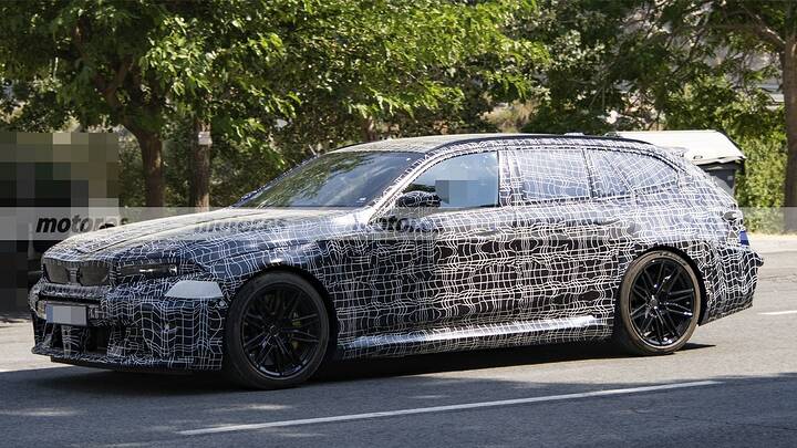 bmw-m5-touring-2026115151-1783353607_6