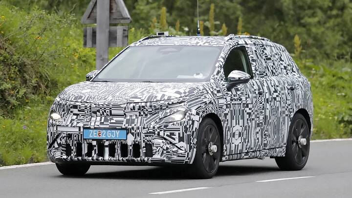 Skoda Epiq spyshots 2025-7
