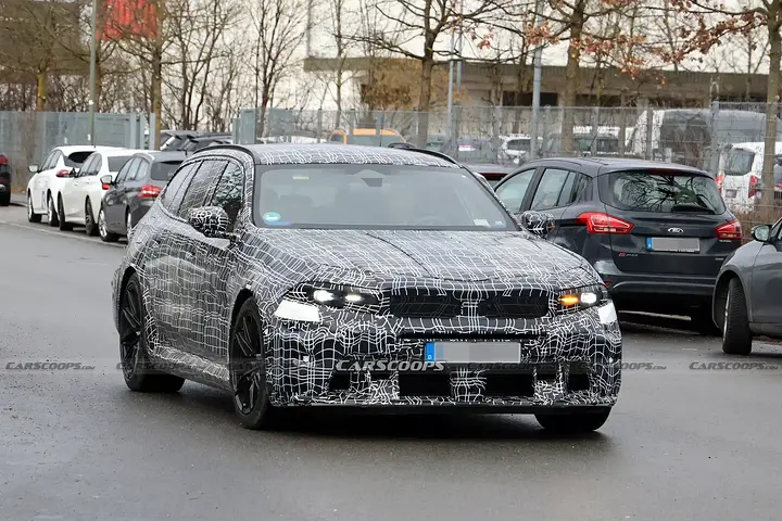 BMW-M5-Touring-Scoop-New-4