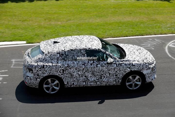 2026-audi-q3-sportback-caught-lapping-the-nurburgring-in-full-camo_14