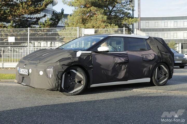 Kia-EV4-Hatchback-004-1024x682