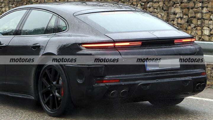 porsche-panamera-facelift-fotos-espia-2026112522-1770803213_19