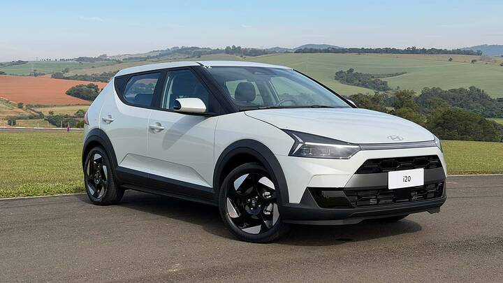 imgi_19_hyundai-i20-ultimate-2027