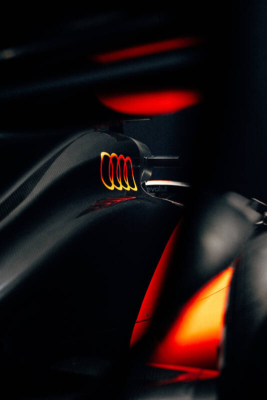 Audi_Revolut_F1_Team_R26_Livery_-_Launch (5)