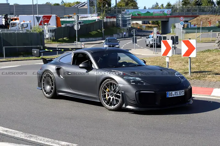 Porsche-Manthey-Flachbau-825-8-1536x1024