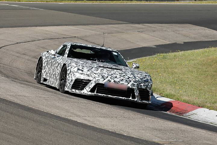 imgi_103_heres-the-lexus-lfr-supercar-like-youve-never-seen-it-before_38