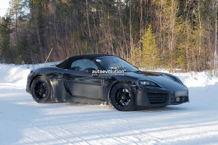 imgi_39_2027-porsche-718-electric-starts-fourth-winter-testing-season_8