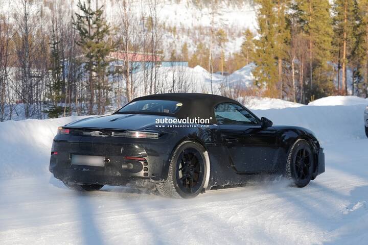 imgi_37_2027-porsche-718-electric-starts-fourth-winter-testing-season_6