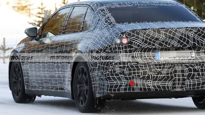 bmw-i3-2026-fotos-espia-pruebas-invierno-2025106458-1738574284_17 (1)
