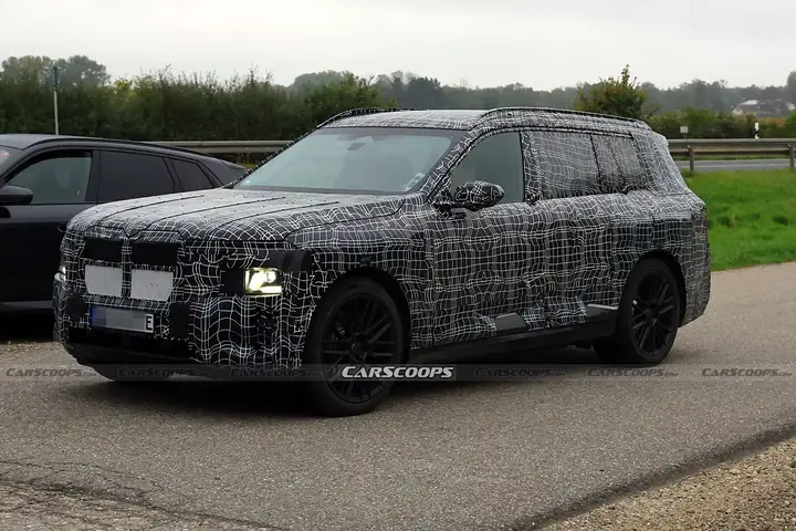 BMW-iX7-00008-1536x1024