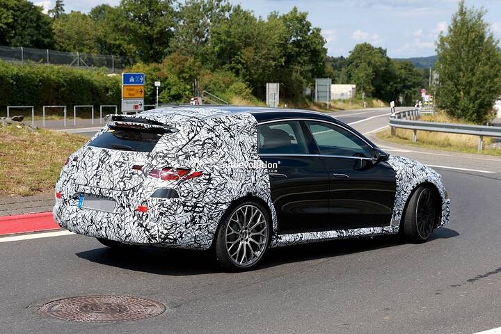 imgi_45_2026-mercedes-amg-cla-shooting-brake-eq-shows-destroyed-tires-after-nurburgring-testing_9