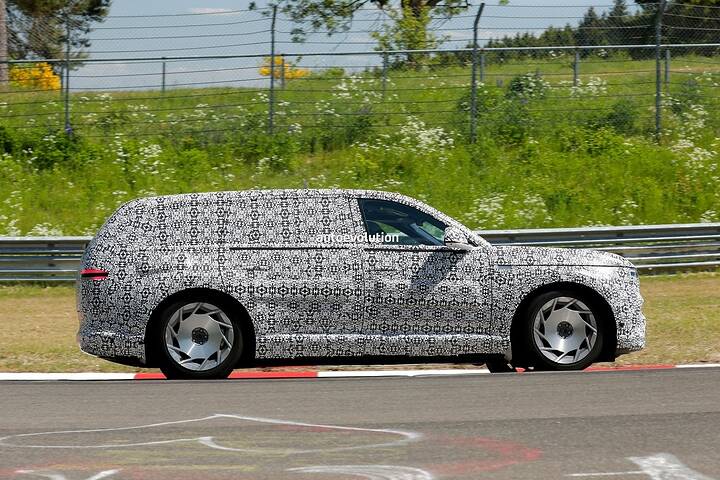 2026-genesis-gv90-three-row-luxury-electric-suv-caught-lapping-the-nurburgring-in-anger_7