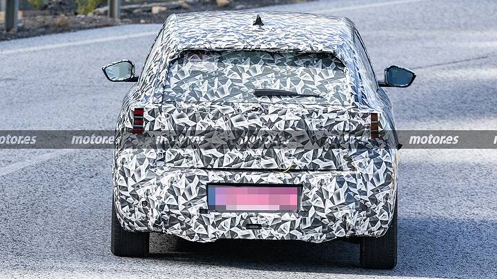 peugeot-e-208-2027-fotos-pruebas-desarrollo-2026116749-1790857520_21