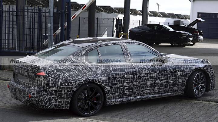 bmw-serie-3-m350-2026-fotos-espia-desarrollo-2025110508-1760457988_11